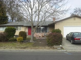 906 SW Central Ave, Grants Pass, OR 97526