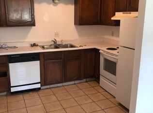 3684 W 4th St APT 4, Waterloo, IA 50701