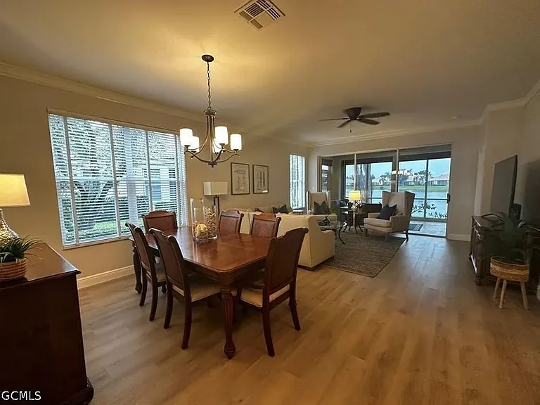 8837 E Bay Cir — Photo 15