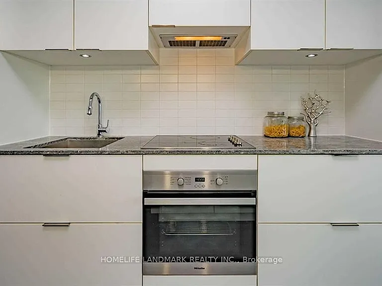 5 Saint Joseph St #3703 — Photo 3