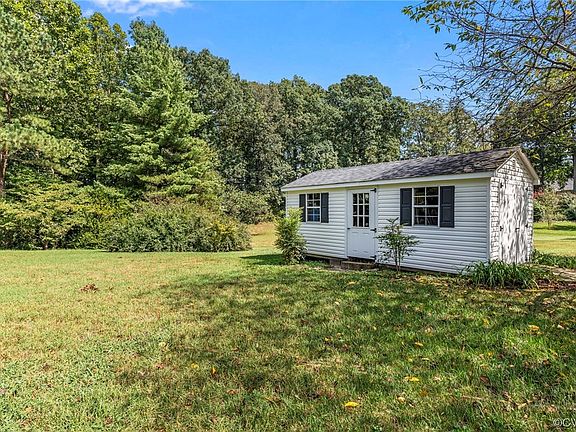 5th image of 8268 Powhickery Dr