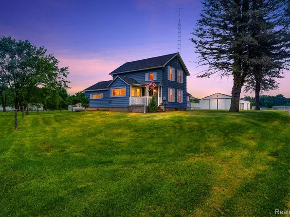 12466 N Center Rd, Clio, MI 48420