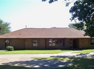 1317 Burnham Rd, Fort Smith, AR 72903