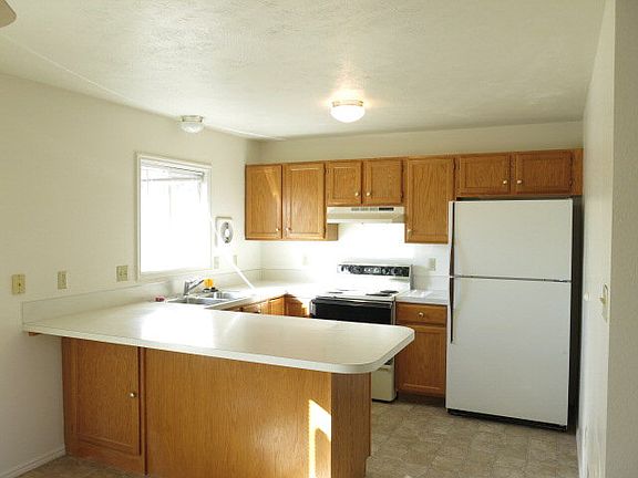 5th image of 1989 Peggys Ln