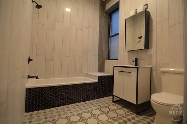 Rented by Blue Egg Realty Corp | media 36