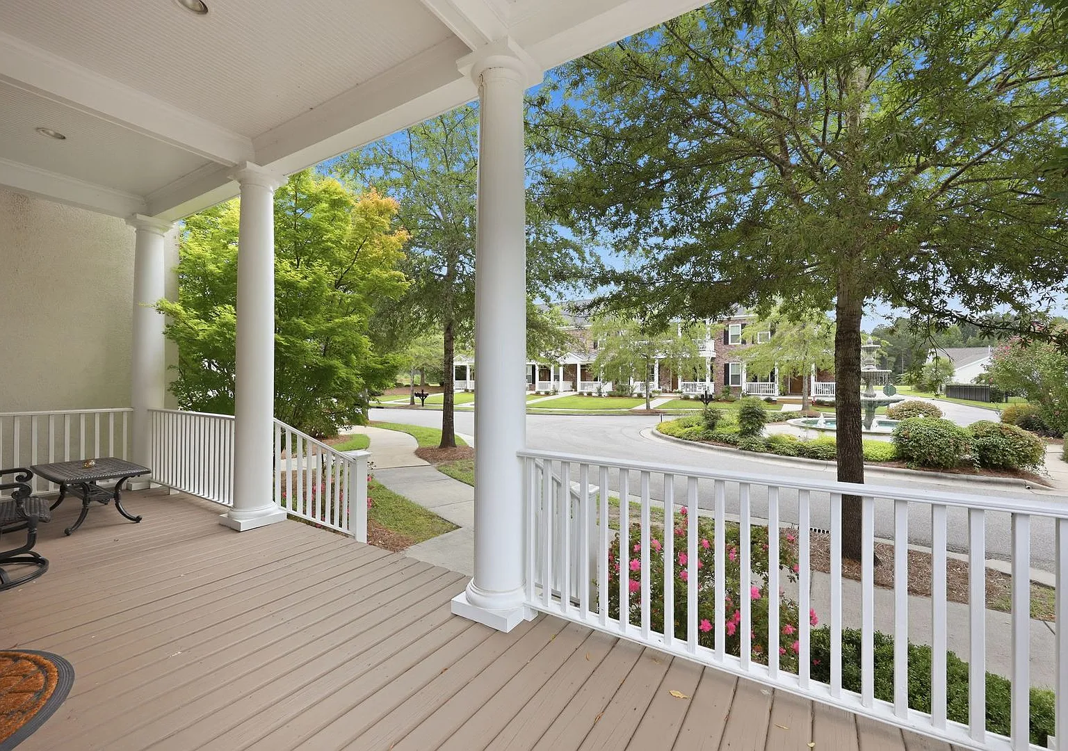 Resort-Style Living | Furnished Townhome with Veranda & Views | Tennis & Golf — Photo 3