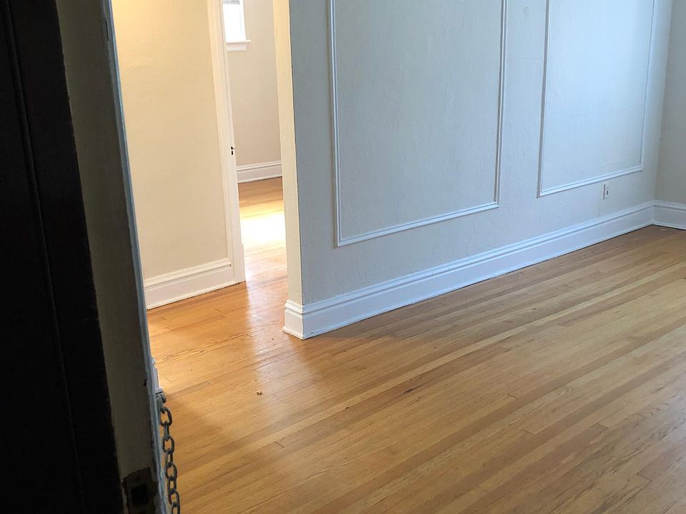 1st image of 1022 Art Hill Pl #1N