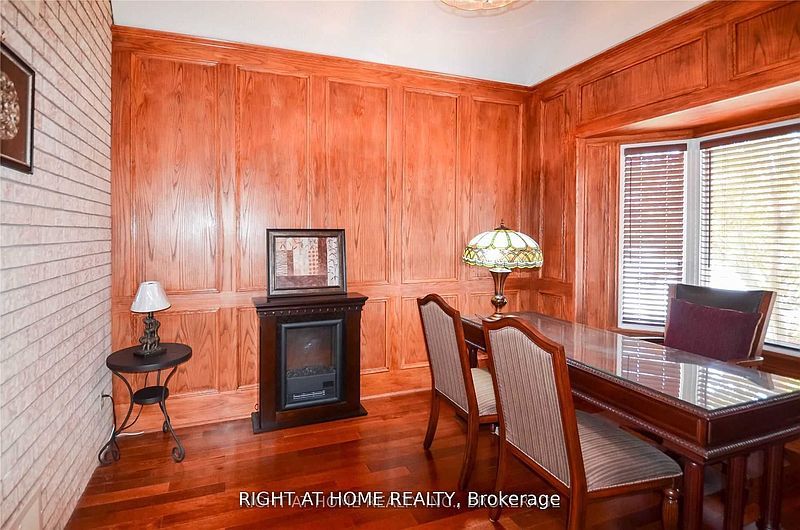 Toronto House for rent - 4 Bedrooms — photo 7