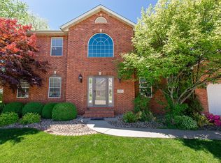 1237 Farmington Dr, O Fallon, IL 62269