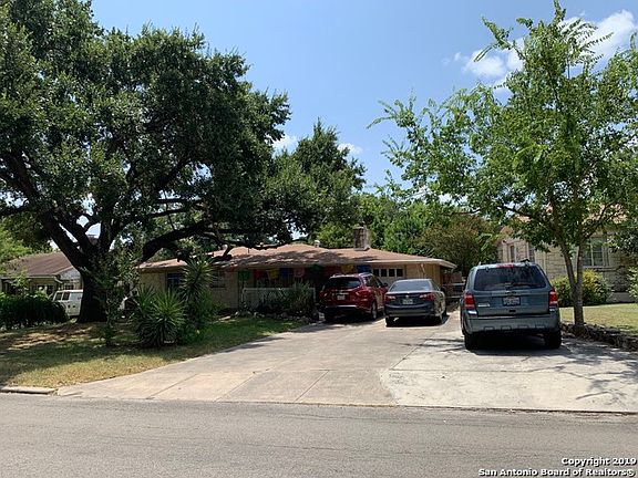 2nd image of 320 Thomas Jefferson Dr