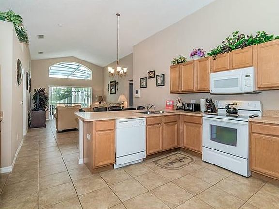2nd image of 8677 La Isla Dr