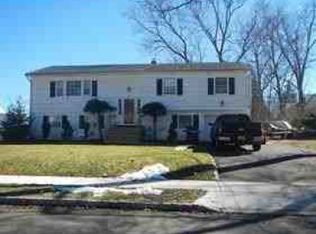 46 Saint Charles Ave, West Caldwell, NJ 07006