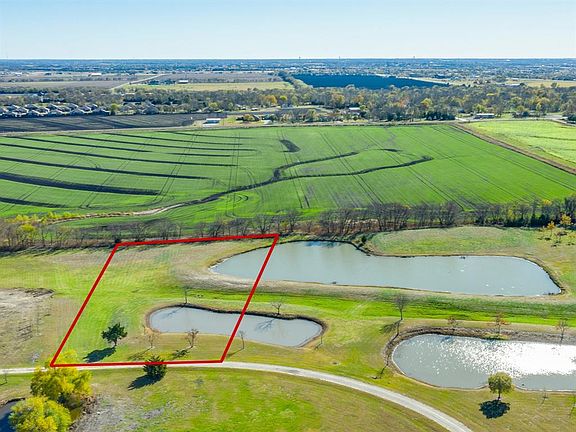 3rd image of 19120 Horseshoe Dr Lot 6