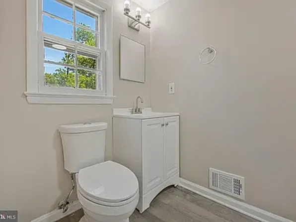 9035 48th Pl, College Park, MD 20740