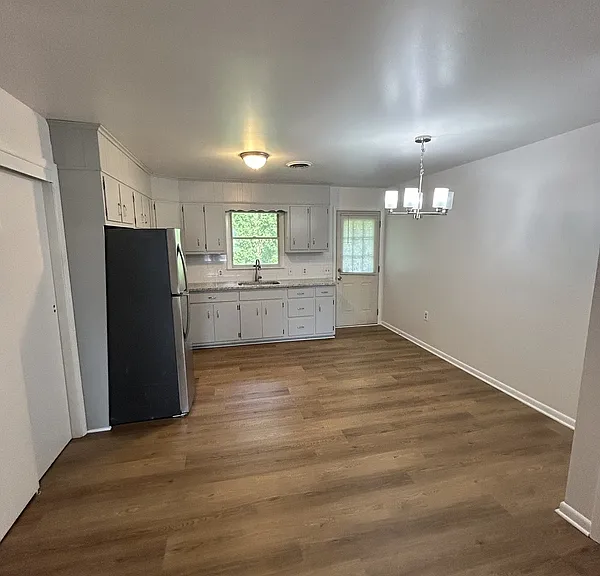 302 Hillside Dr #3 — Photo 6