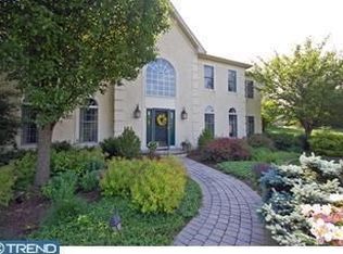 1167 Pebble Spring Dr, Berwyn, PA 19312