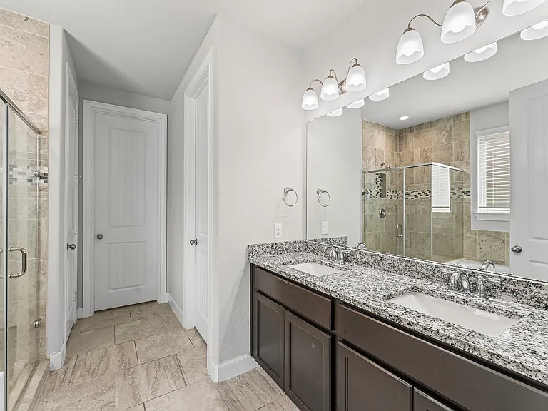 1015 Pink Lily Ln — Photo 18