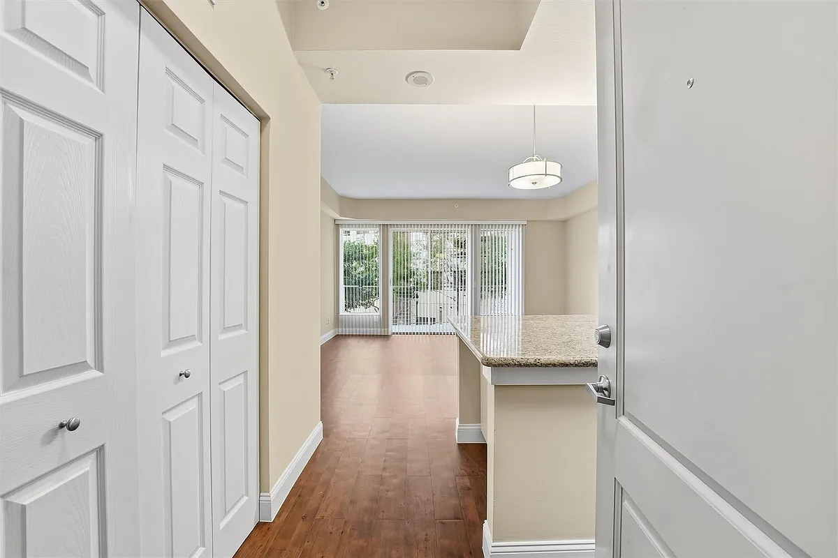 Building Photo - 3505 Sage Rd #208
