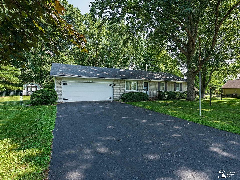 2372 Devonshire St Temperance, MI, 48182 - Apartments For Rent | Zillow