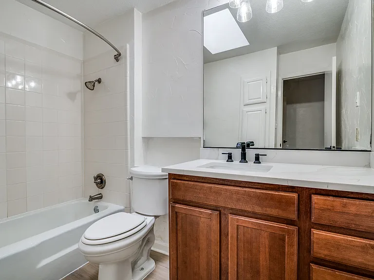 1107 Terrace Trl — Photo 11