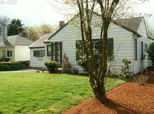 9252 SE Alder St, Portland, OR