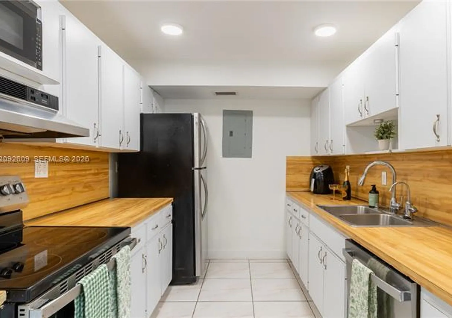 7933 West Dr cu-1025, North Bay Village, FL 33141 — Photo 1