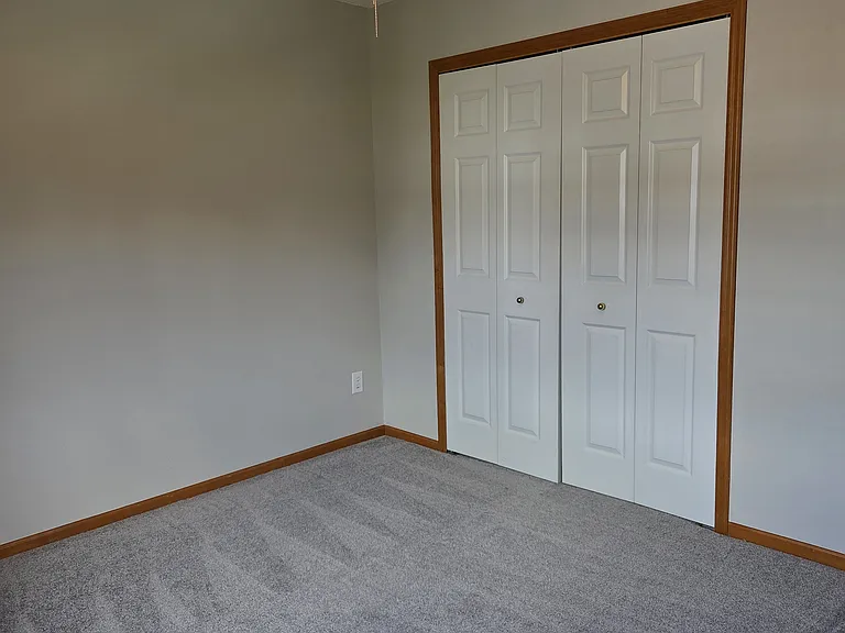 6805 Merrimac Ln N — Photo 14