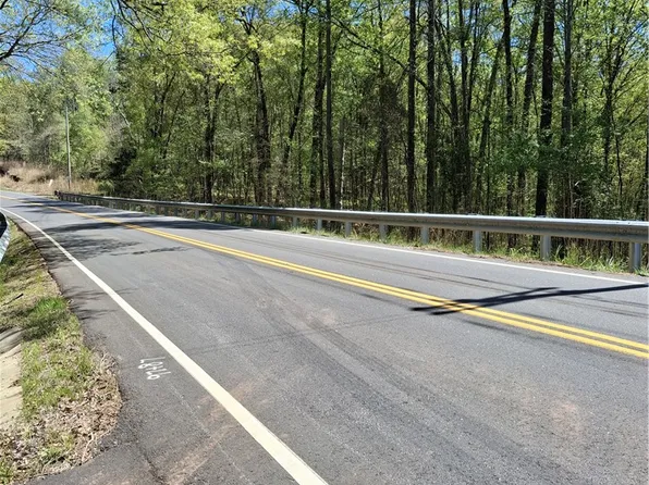 16077 S Radio Station Rd, Seneca, SC 29678