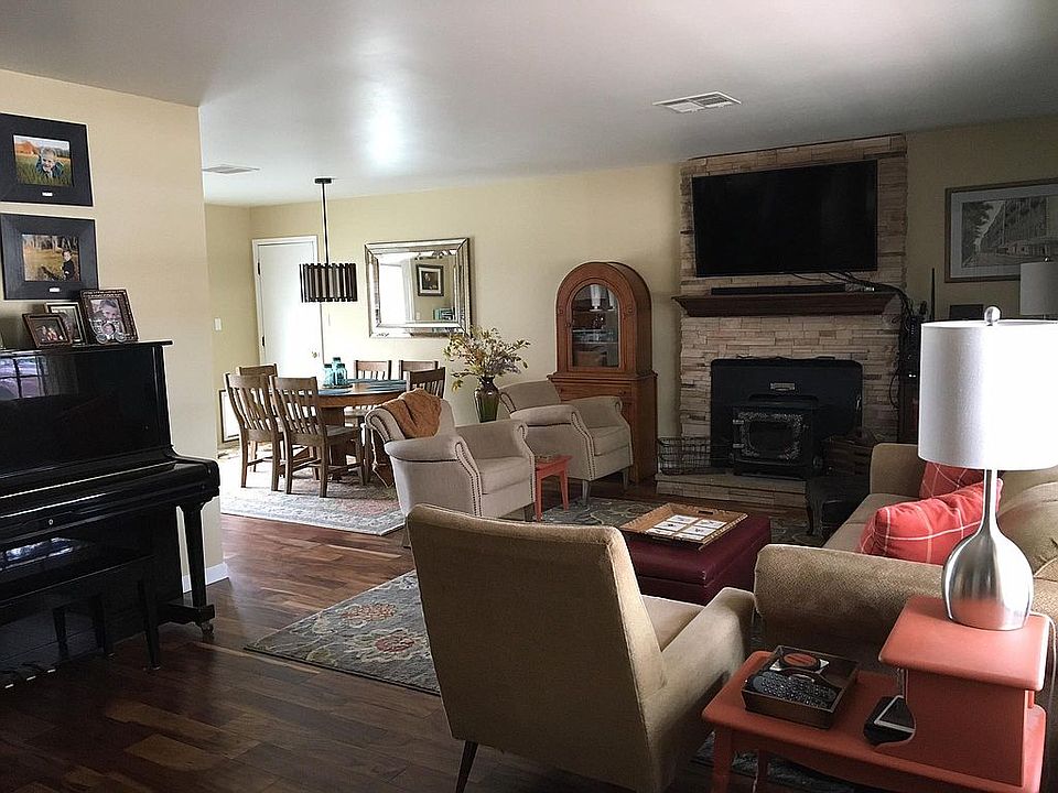 Entry level great room