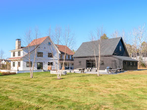 24 Folly Cove Road, Yarmouth, ME 04096