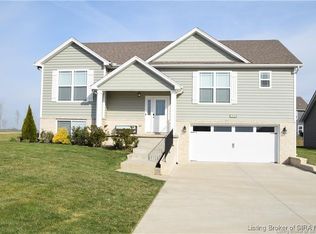 3801 Petunia Ct, Jeffersonville, IN 47130