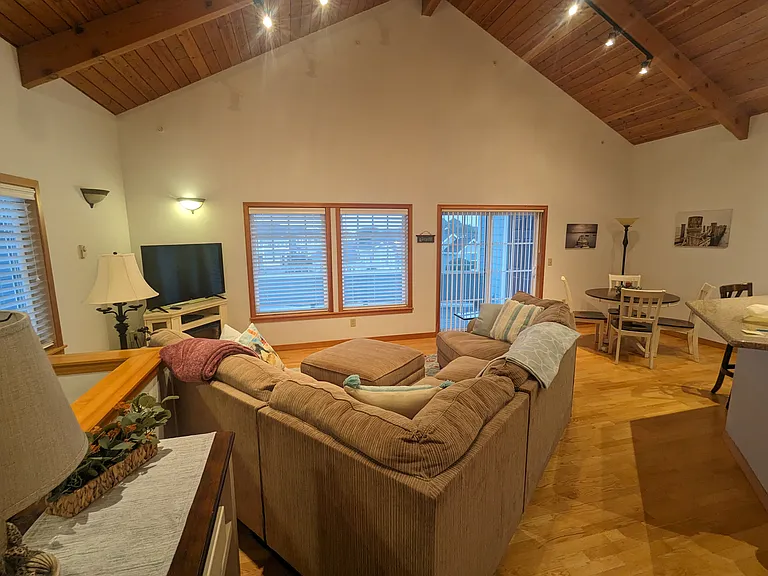 1337 Village Loop — Photo 6