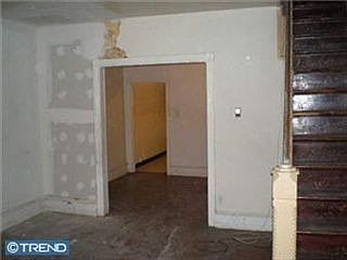 1st image of 2157 W Grange Ave