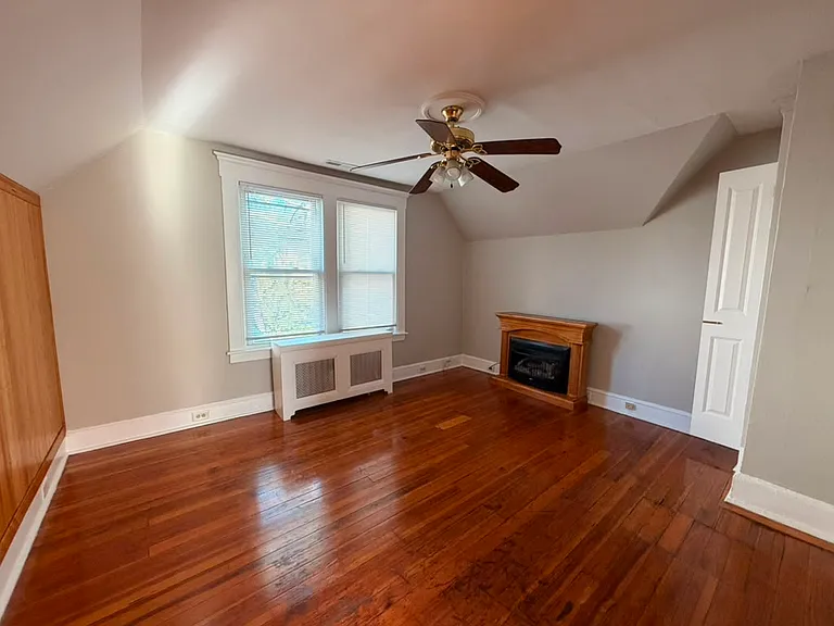 64 Stanley St #3B — Photo 6