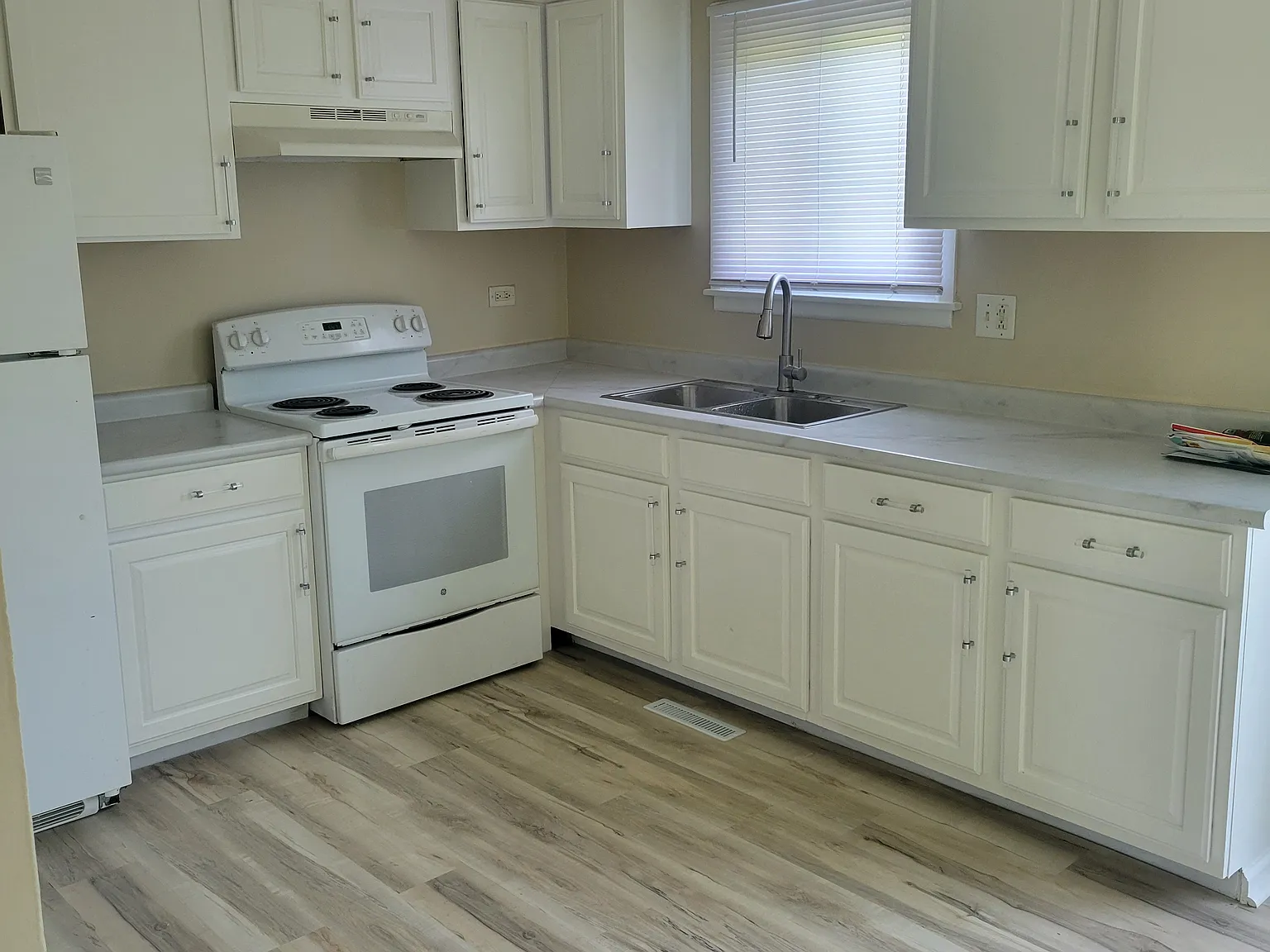 2 bed, 840 sqft, $1,425 — Photo 3