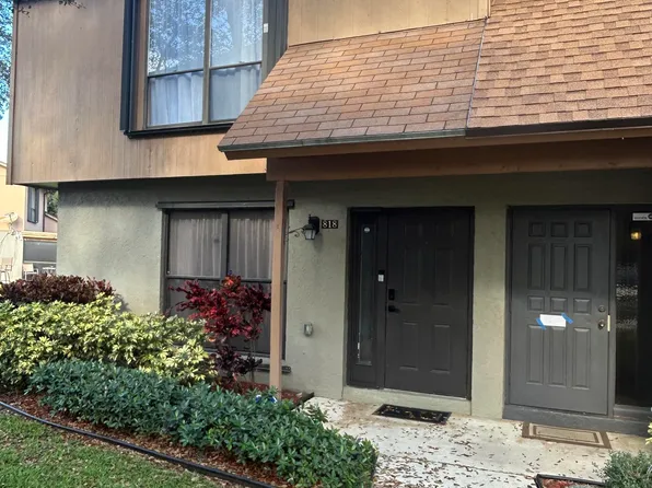 818 Sandtree Dr, Palm Beach Gardens, FL