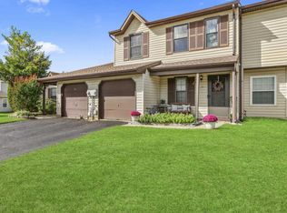 33 Harbor Cir, Freehold, NJ 07728