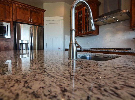 4th image of 8944 S Blackhawk Dr