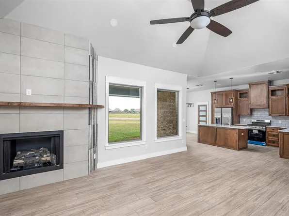 280 Mountain Ridge Pl, Lawton, OK 73507
