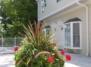 21 Wishing Well Ln, New Milford, CT 06776