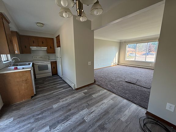 5th image of 17915 Veronica Ave #17925-2