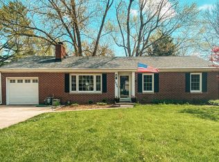 1609 Sangamon Dr, Champaign, IL 61821