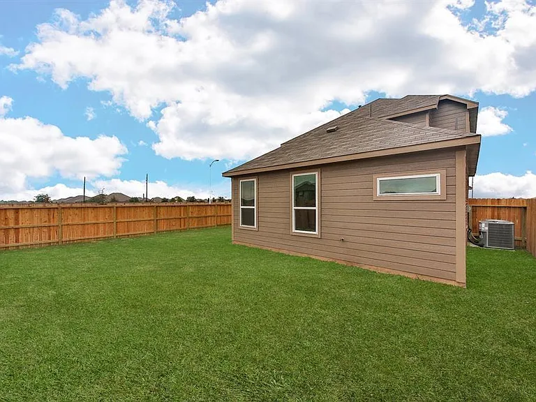 2323 Honey Heights Ln — Photo 23