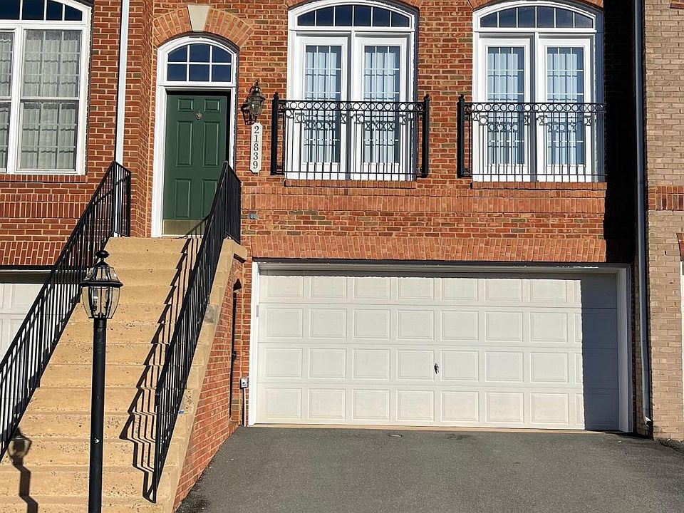 1st image of 21839 Ladyslipper Sq