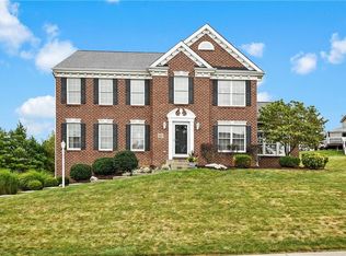 5835 Longview Cir, Bridgeville, PA