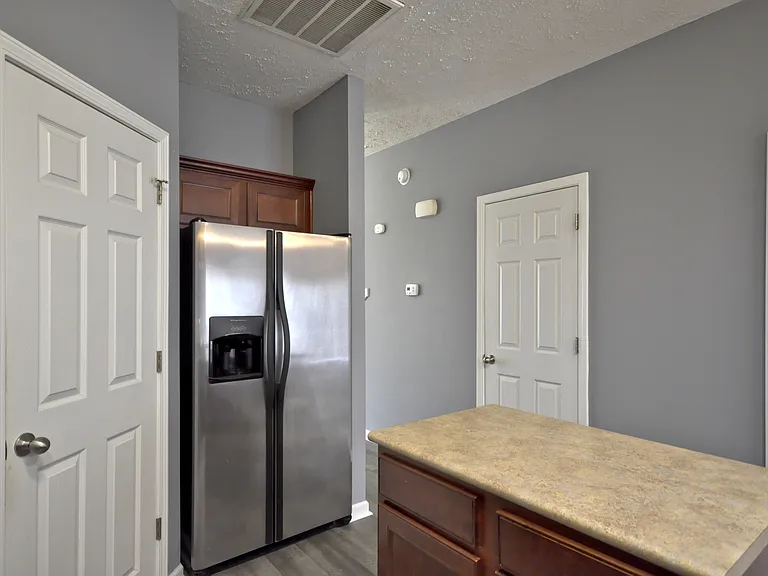 70 John Sevier Ave — Photo 9