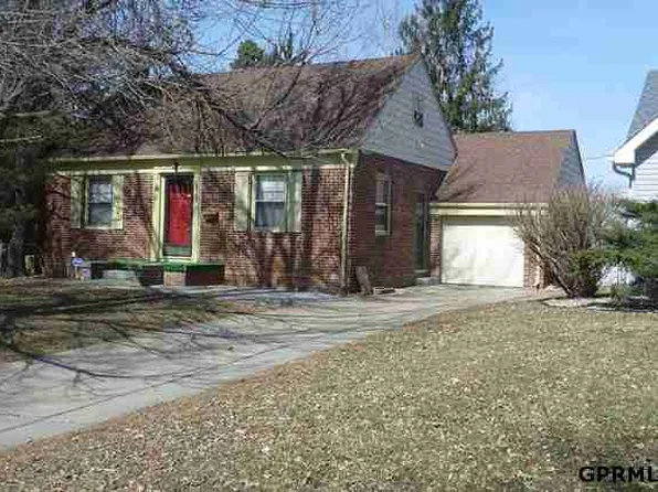 2512 Read St, Omaha, NE 68112