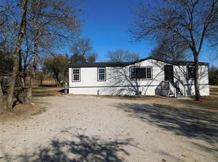 173 Classic Country Ct, Springtown, TX 76082