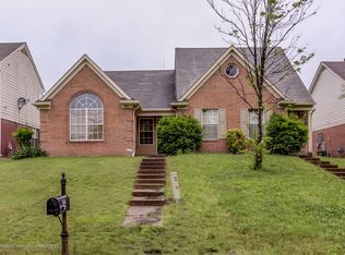 1086 Whitten Rd, Memphis, TN 38134