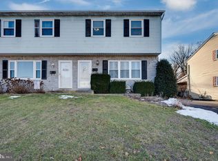 514 E Linden St, Fleetwood, PA